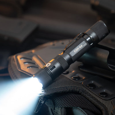 E9R GEN4 - 2,550 Lumen Tactical EDC Flashlight